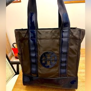 Tory Burch Large Tote | Color: Brown/Navy Blue